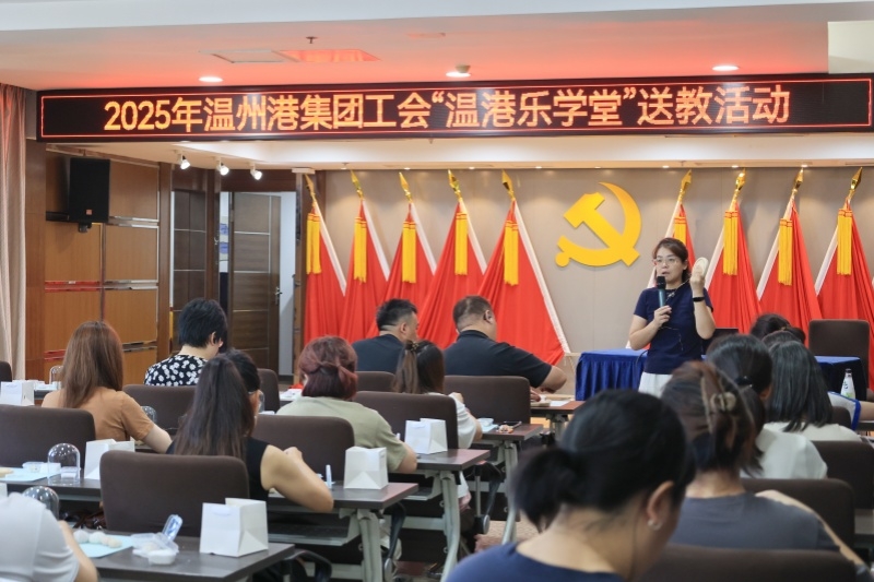 DIY水母夜灯，，，，点亮温馨生涯